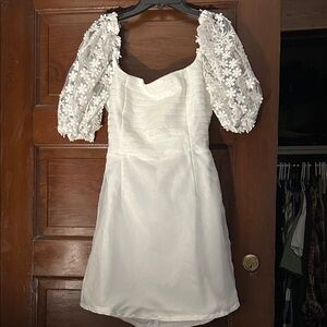 Elegant White Dress with Floral Sleeves